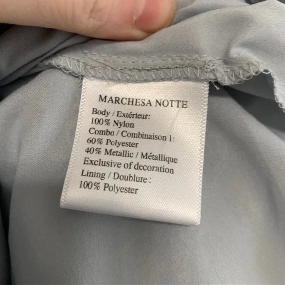 Elegant White Sleeveless Dress - Picture 8 of 13